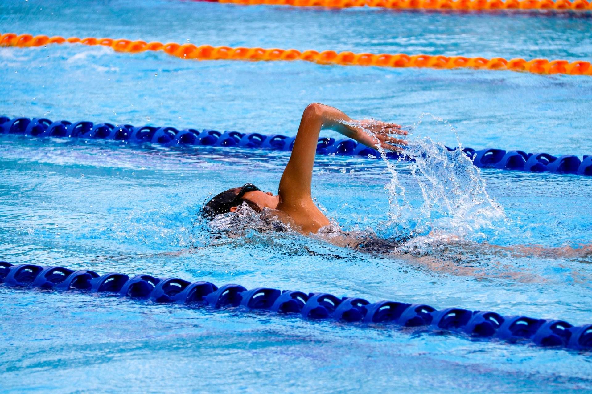 La natación es uno de los deportes más completos que existen