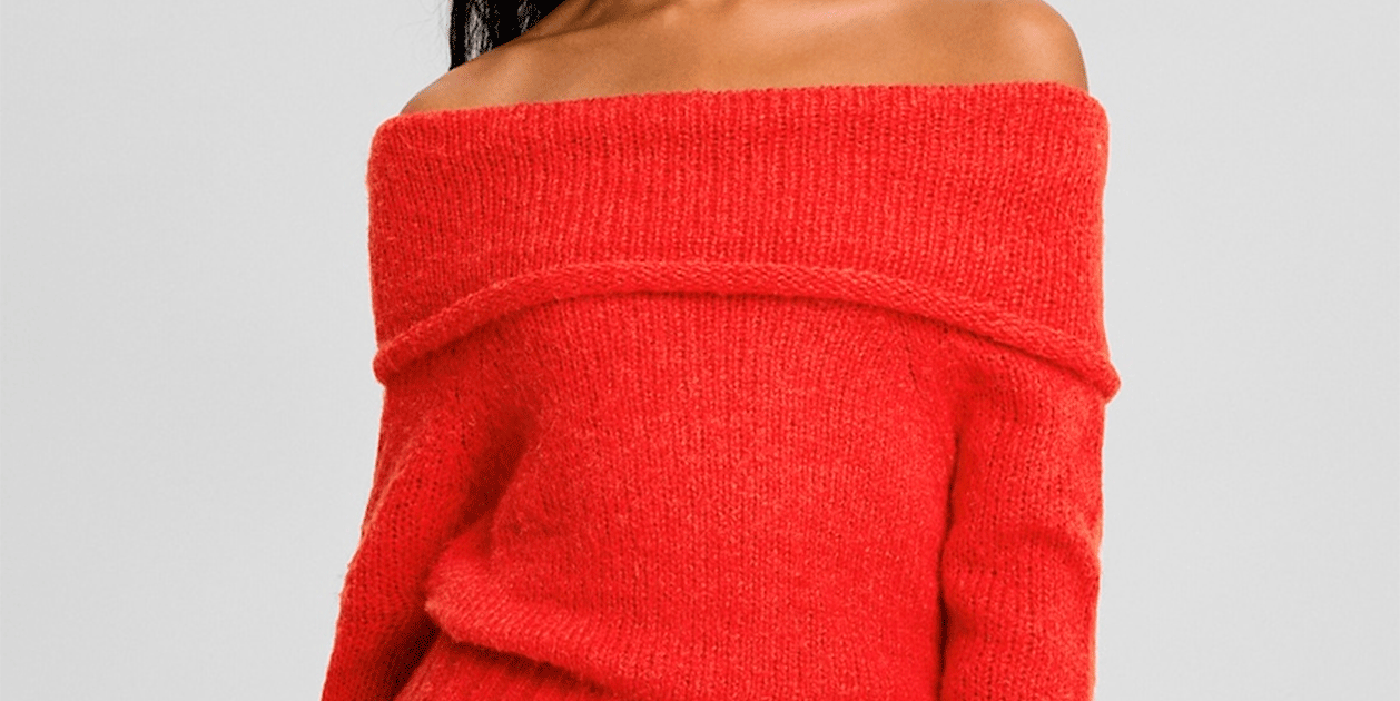 Enamorades del jersei bardot de Bershka de 25,99 euros