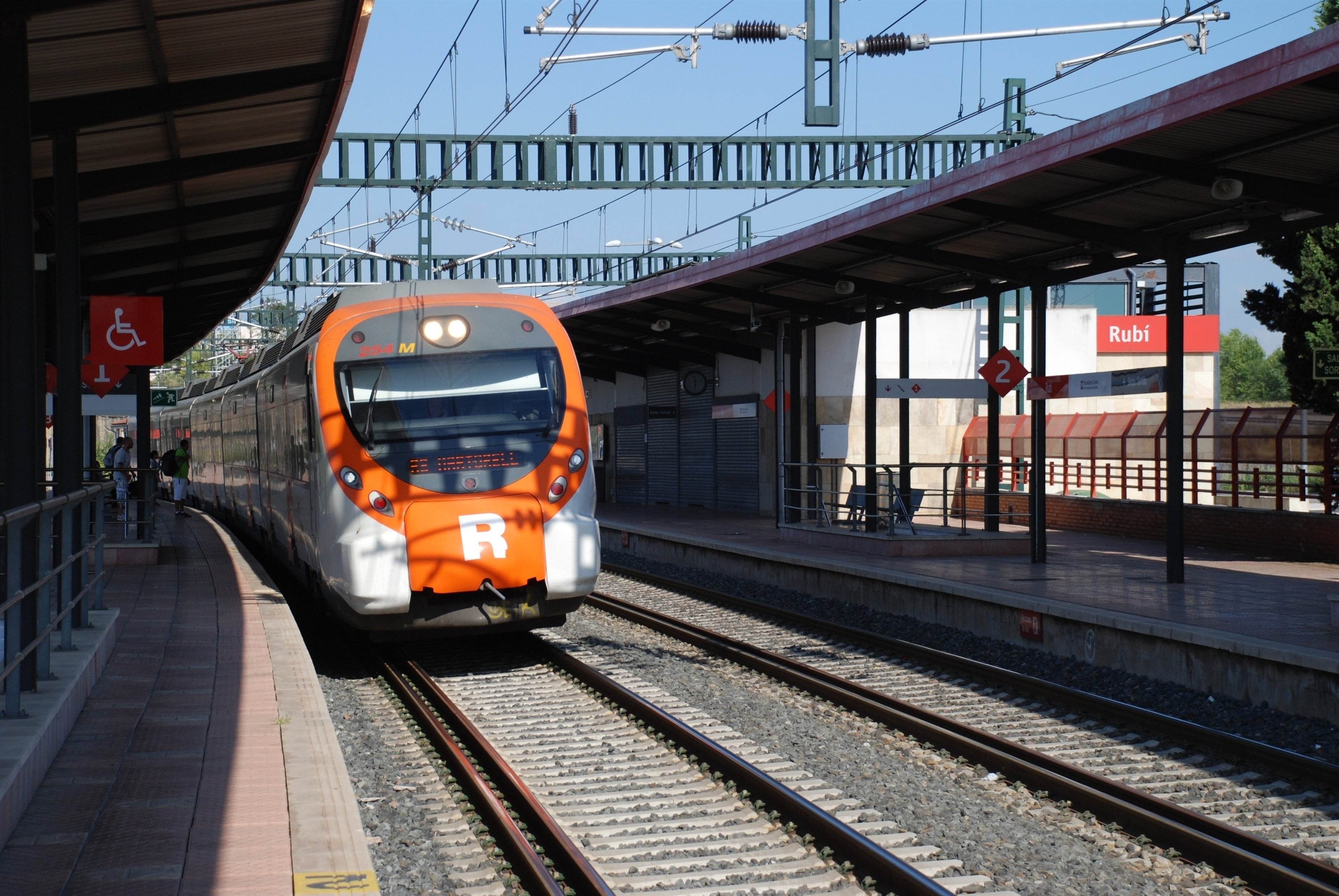 Tallada l'R3 de Rodalies entre Mollet i Figaró fins al gener: comença el desdoblament