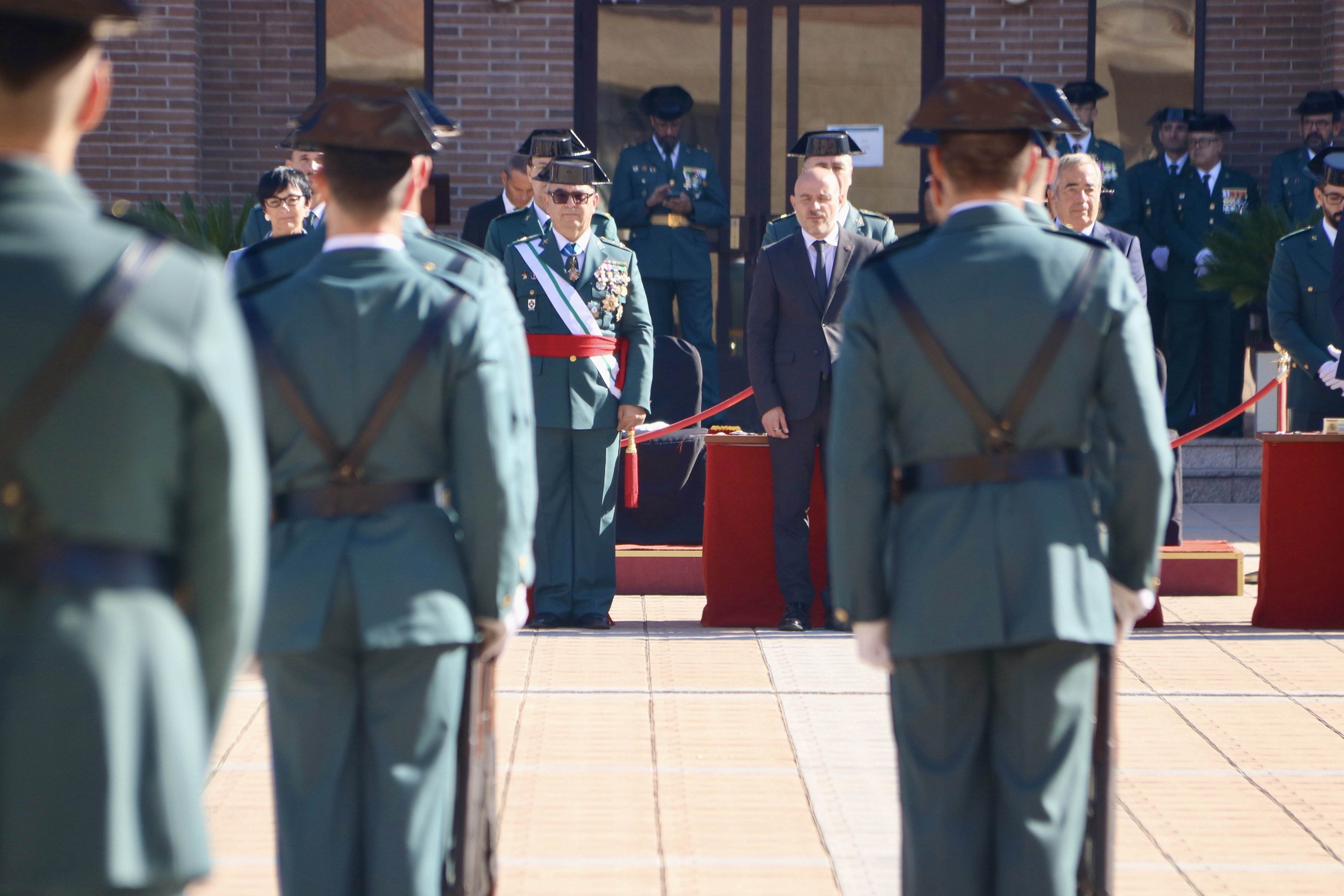 ¿Interior tiene que suspender a los guardias civiles que amenazan con "derramar sangre"?