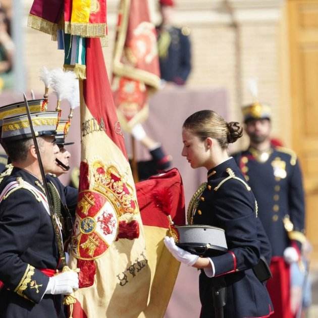 Leonor jura bandera efe