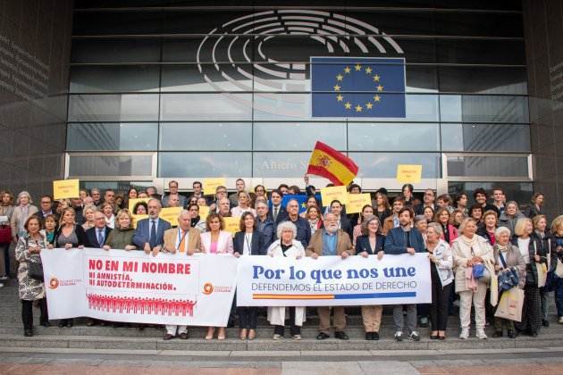protesta paralment europeo contra amnistía / ACN protesta paralment europeo contra amnistía / ACN