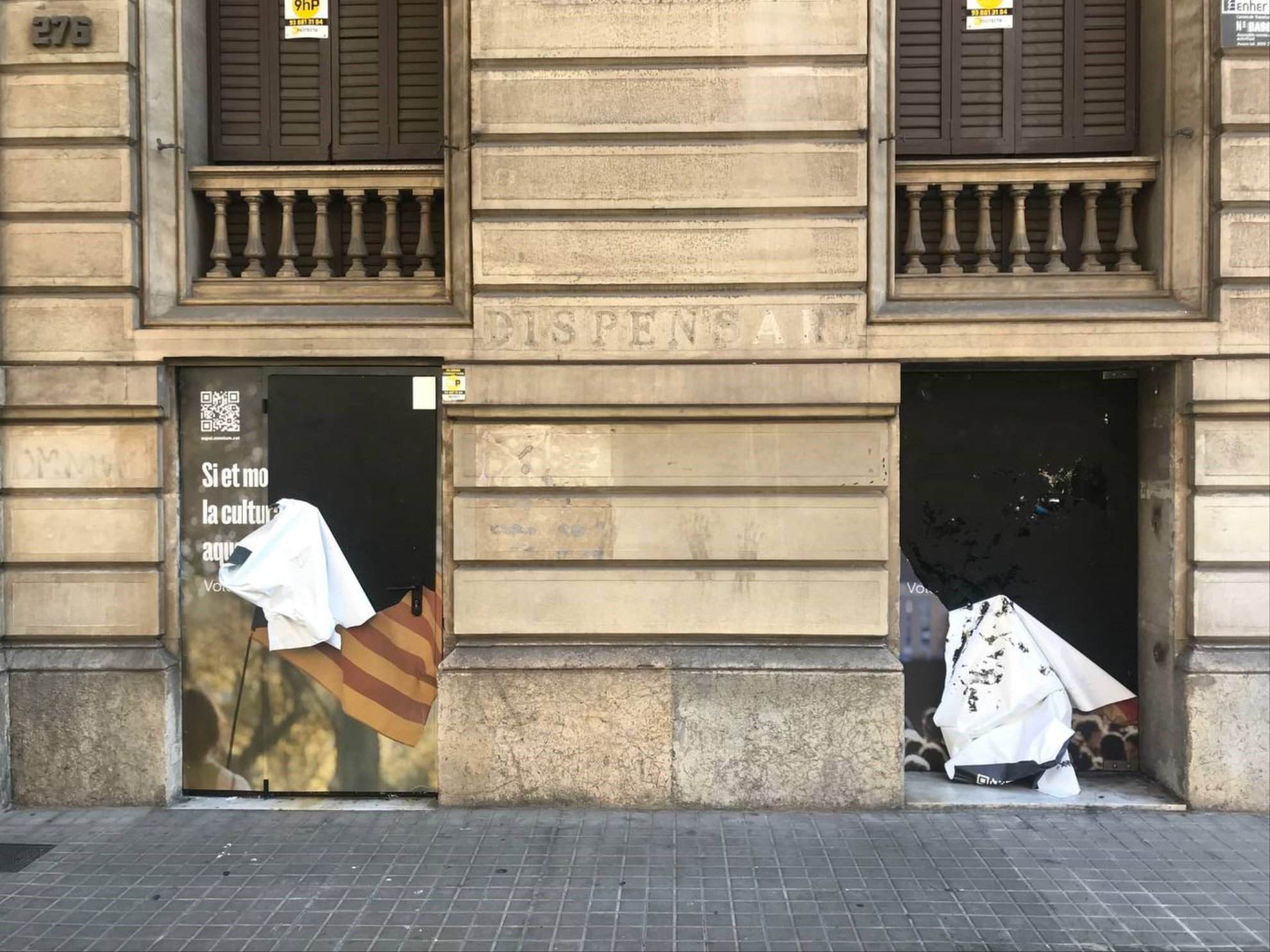 Segundo ataque españolista contra la sede de Òmnium Cultural en solo cuatro días