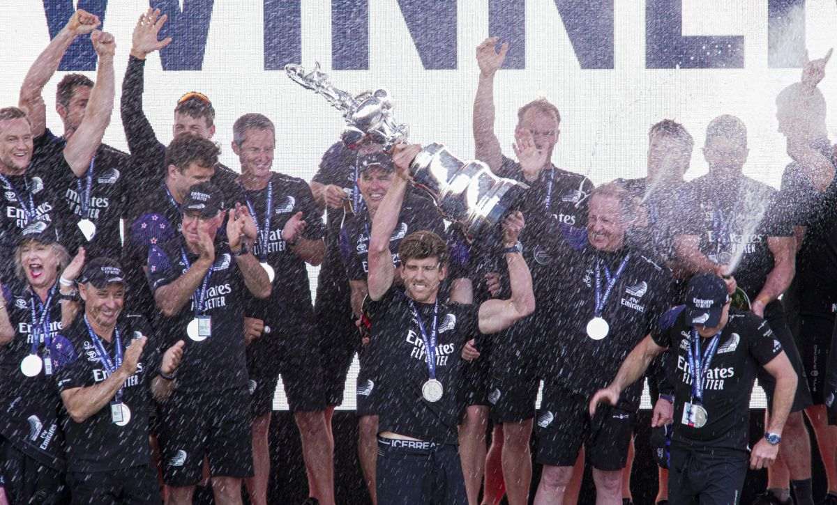 Emirates Team New Zealand inicia la cuenta atrás para la defensa de la America's Cup en Barcelona