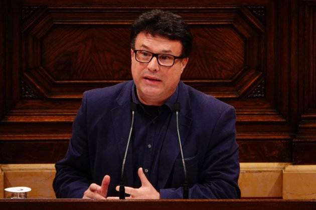 Nuet CeC Parlament Roberto Lázaro