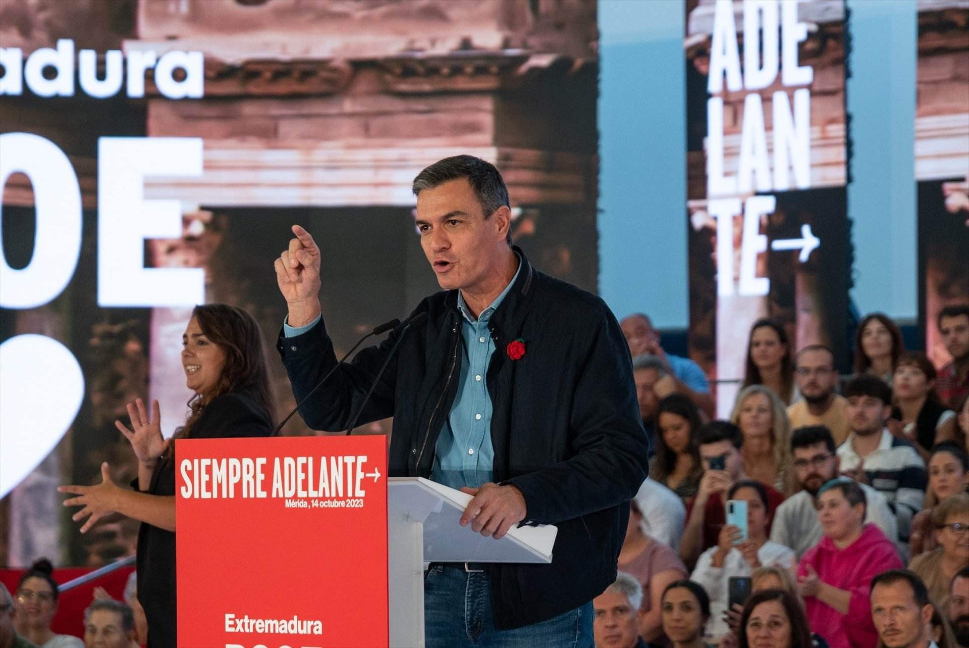 El CIS castiga a Sánchez en pleno debate sobre la amnistía: el PSOE gana por la mínima al PP