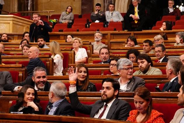 ciudadanos lagar parlamento - roberto lazaro