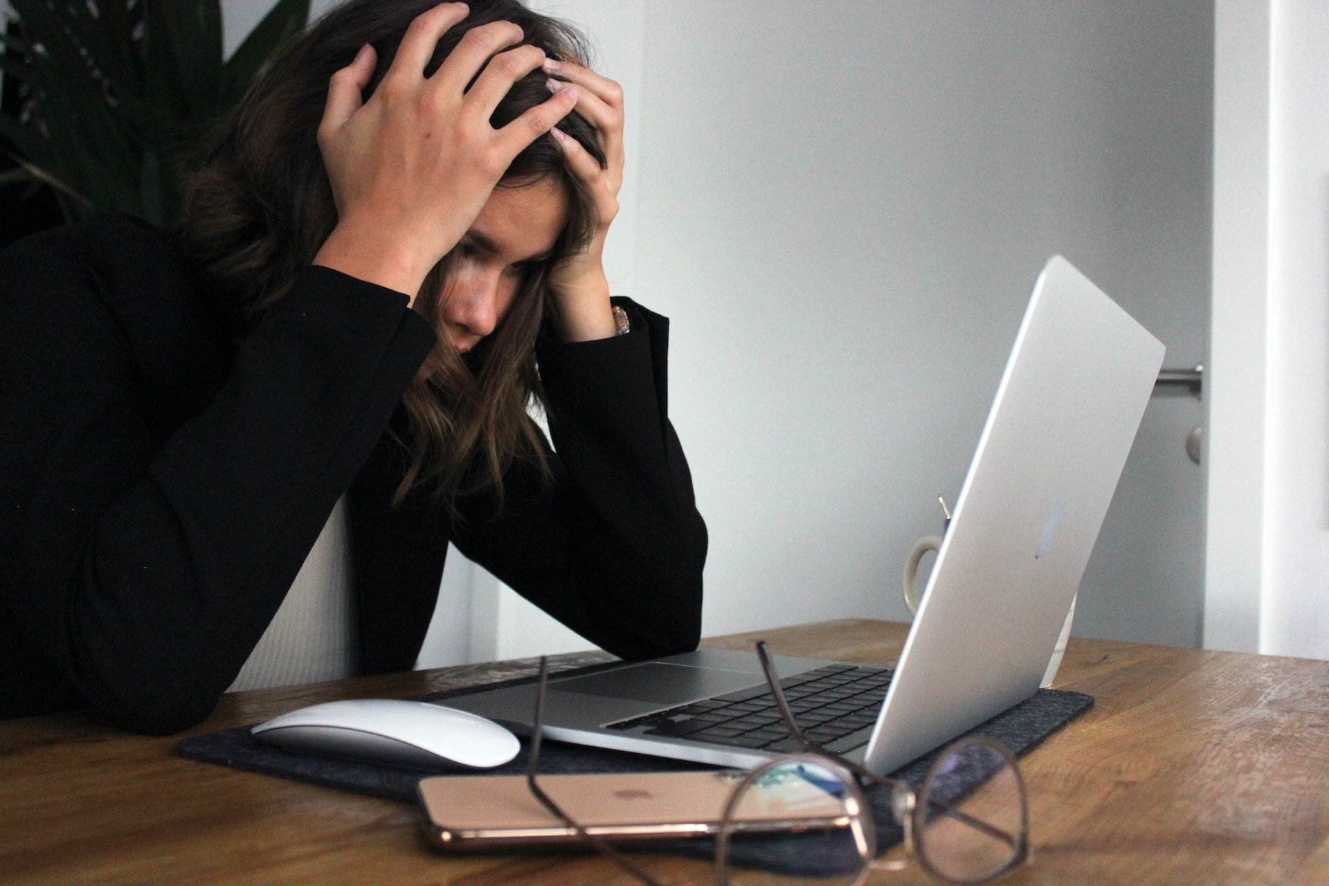 L'estrès a la feina augmenta les conductes poc saludables