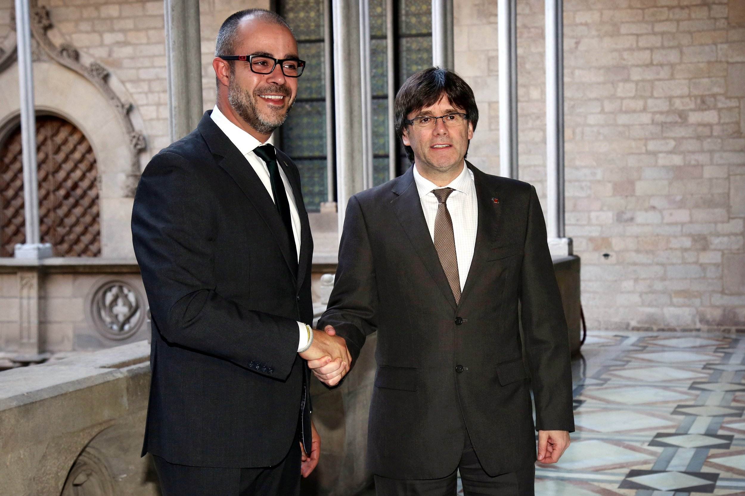 Carles Puigdemont declarará como testigo en el juicio a Miquel Buch y el mosso, acusados de darle escolta