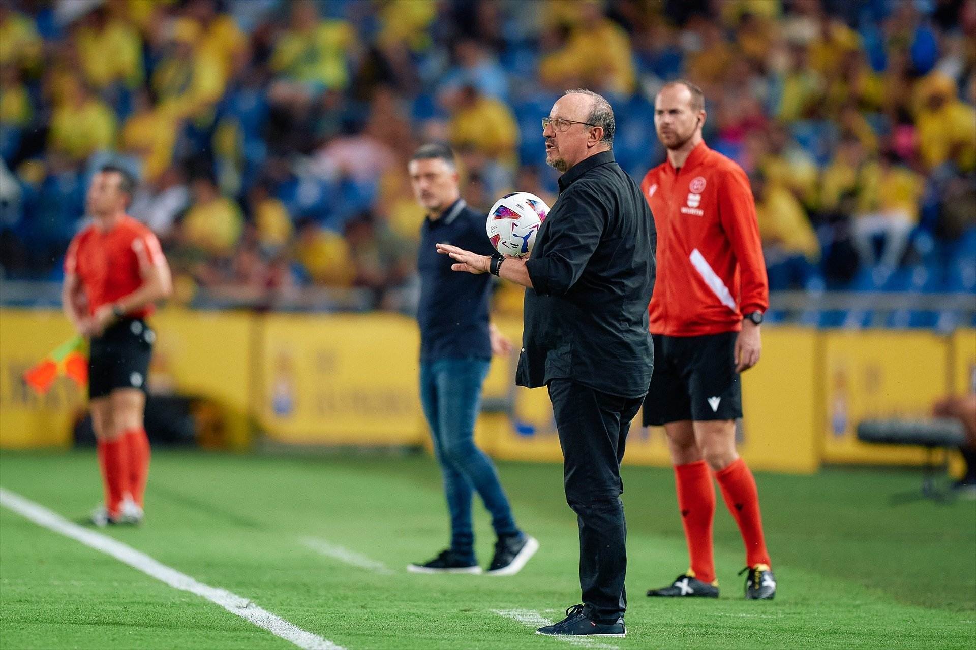 Rafa Benítez posa 1 nom sobre la taula per solucionar els problemes del Celta de Vigo