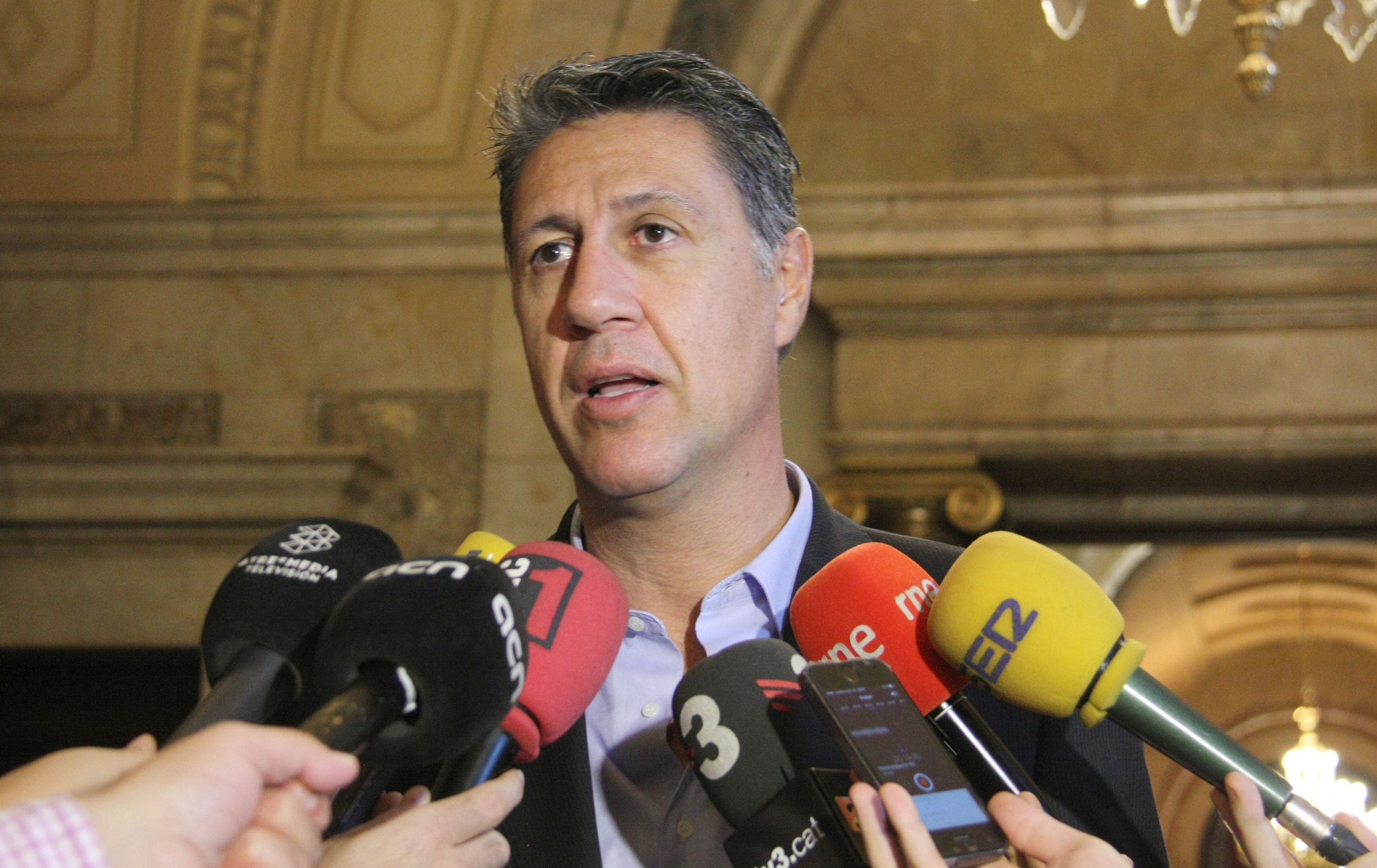Albiol pide respuestas judiciales en Badalona, y Arrimadas les acusa "de instrumentalizar"