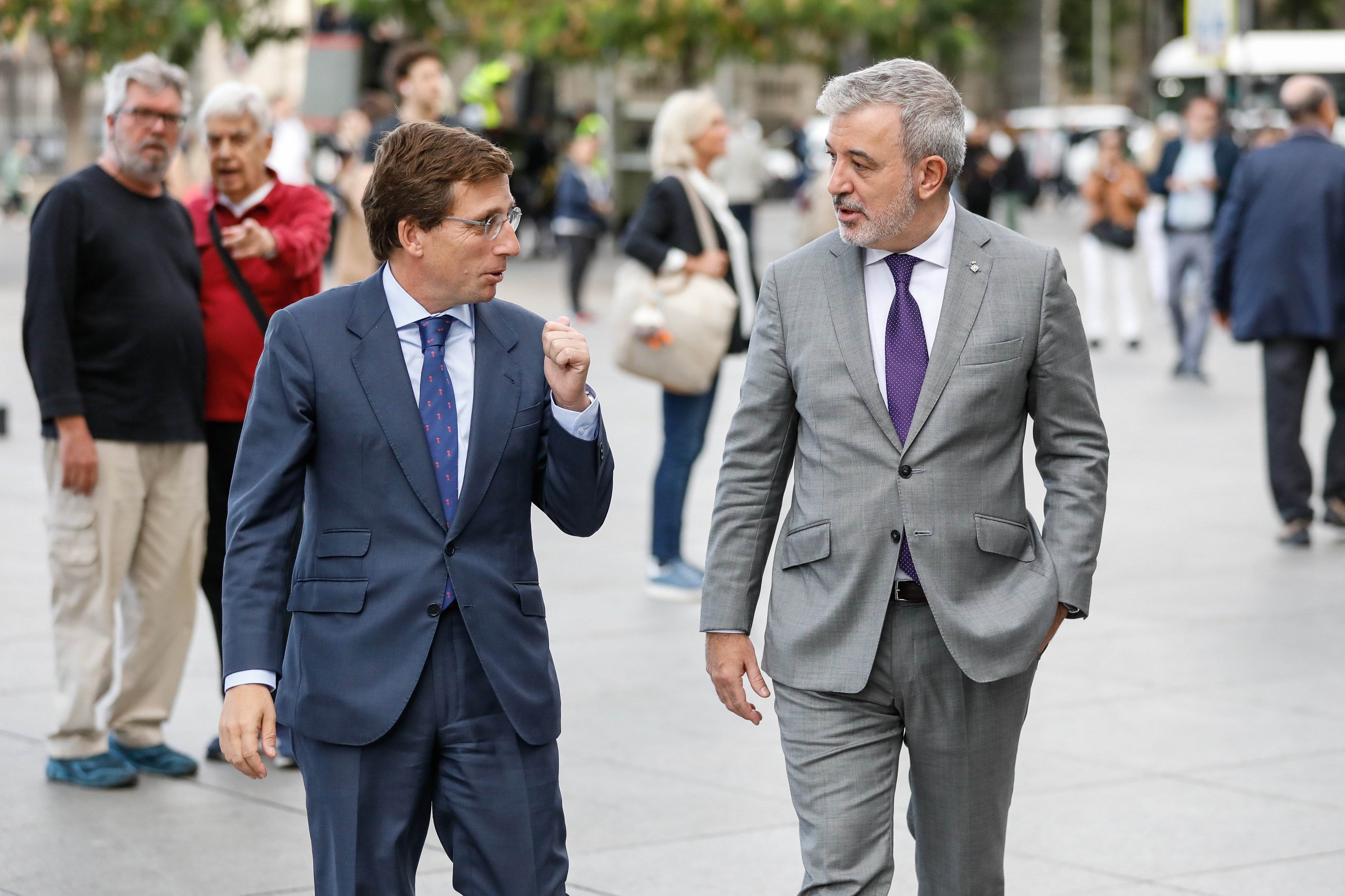 Collboni recupera la “normalitat institucional” amb Madrid amb una visita a Martínez-Almeida