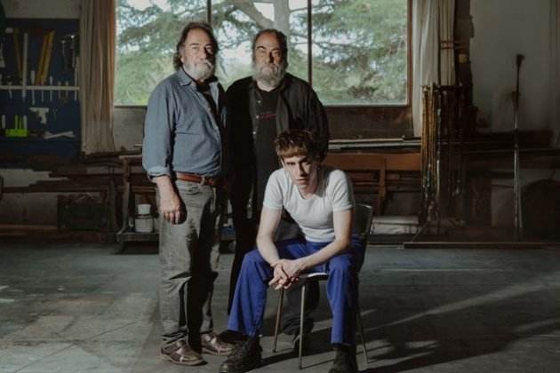 papers.760x428.21a56005