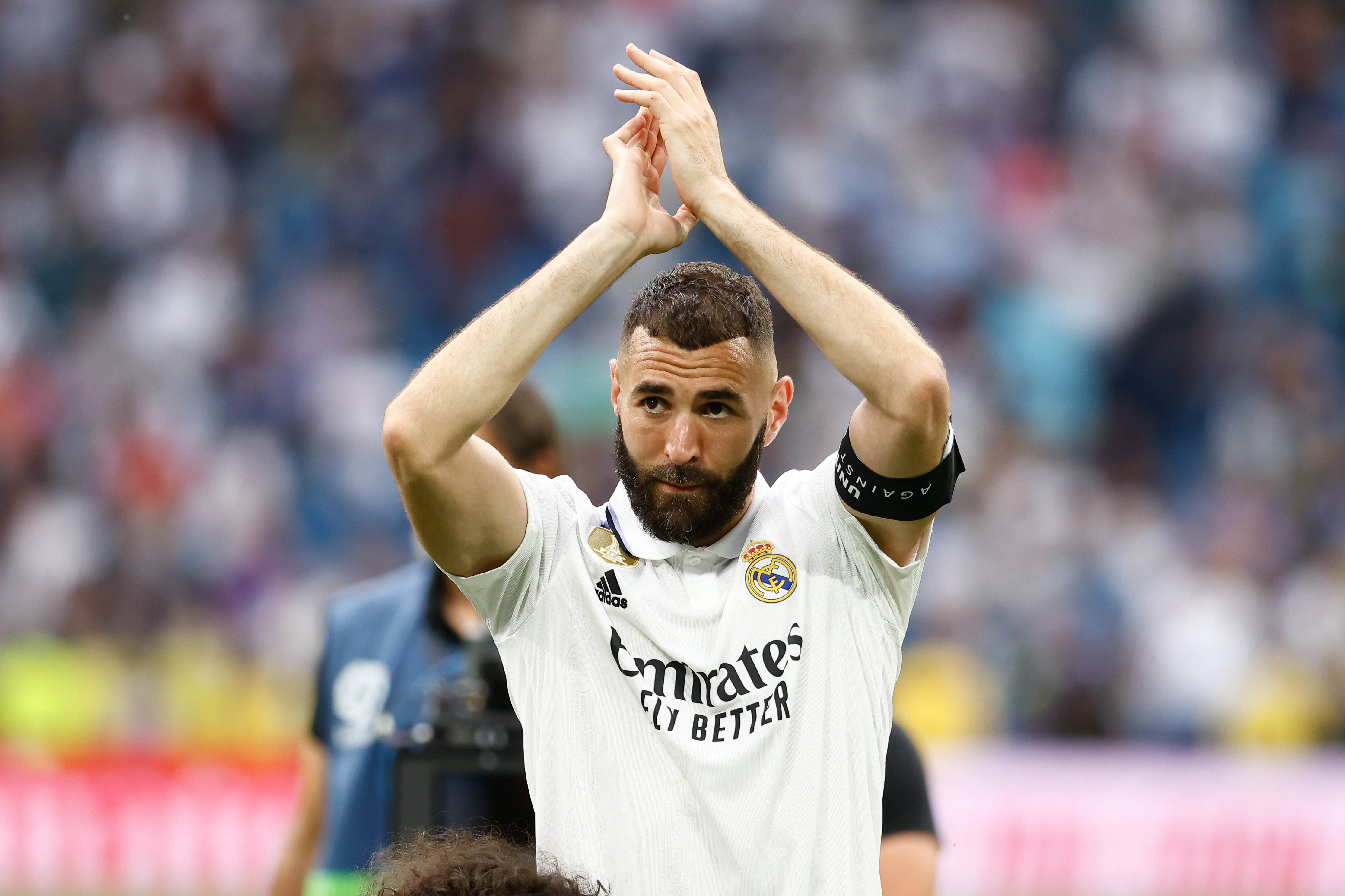 Oficial, Benzema y el Real Madrid llegan a un acuerdo