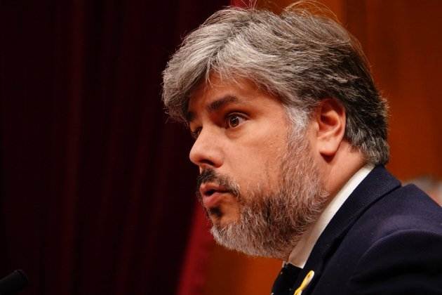 Albert Batet Parlament   Roberto Lázaro