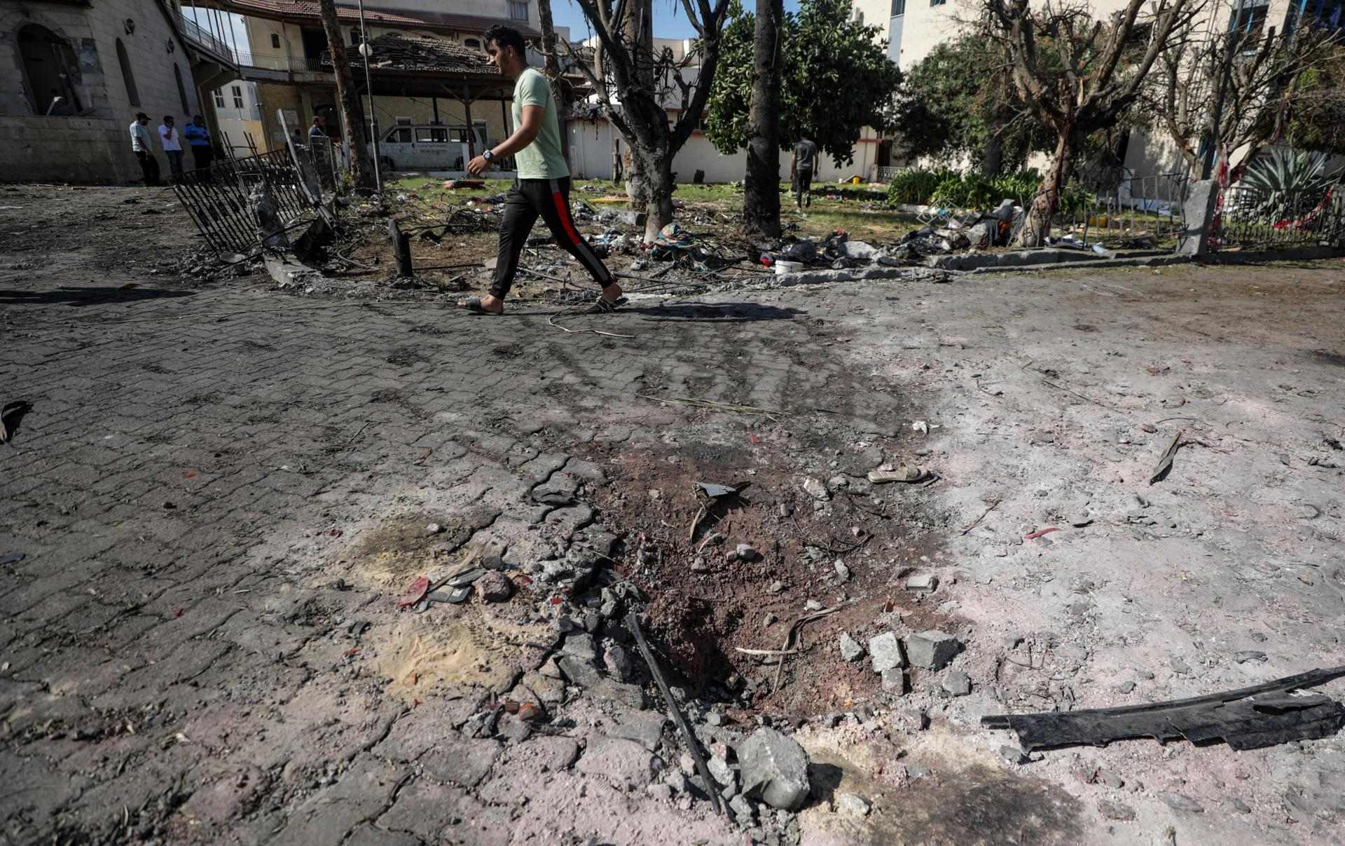 Crater Hospital Al Ahli Franja Gaza / EFE Crater Hospital Al Ahli Franja Gaza / EFE