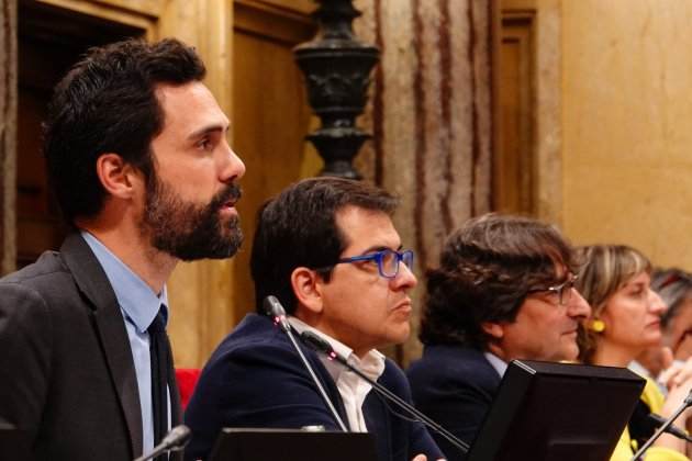 mesa torrent ple parlament 040518 roberto lazaro (1) mesa torrent ple parlament 040518 roberto lazaro (1)