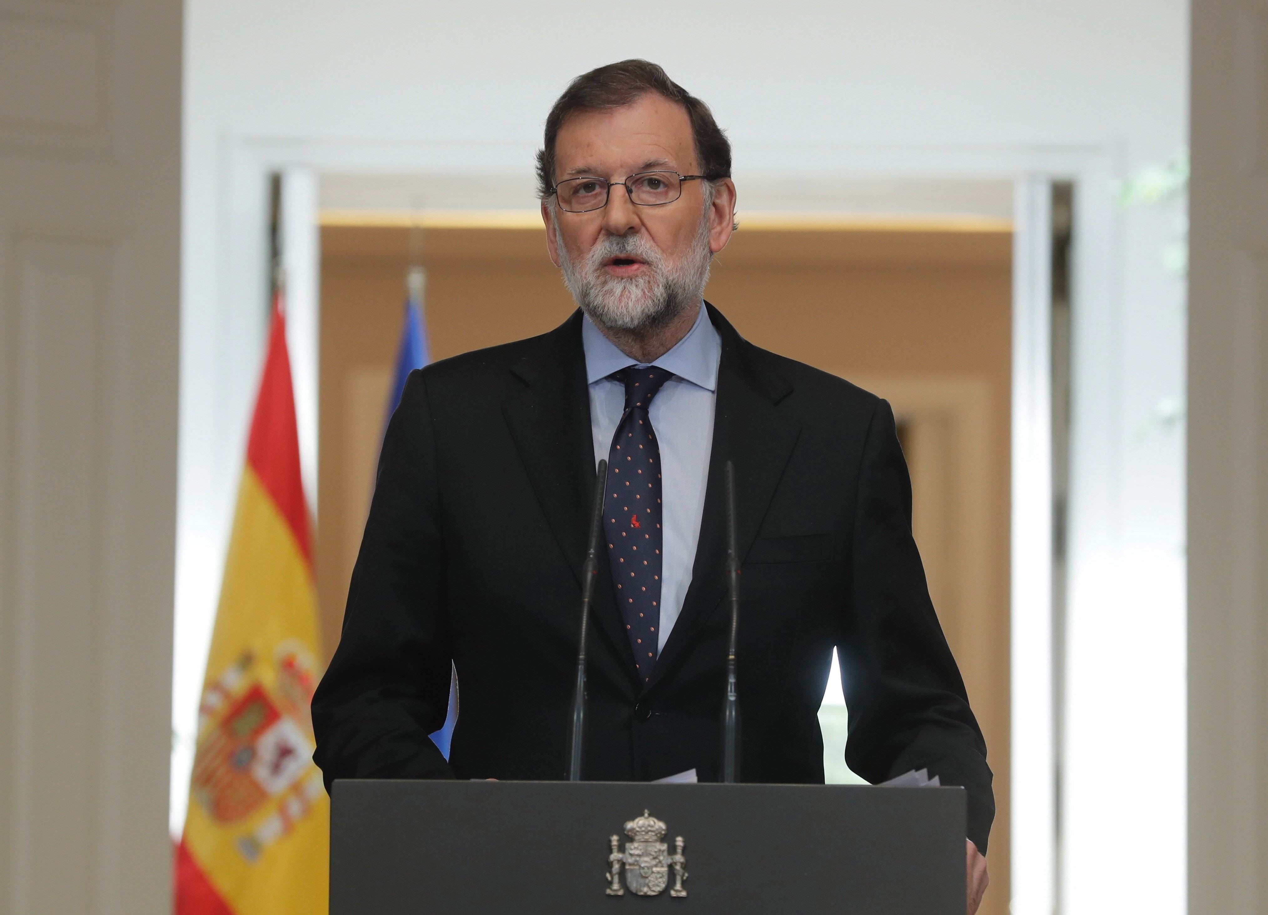 Rajoy insisteix: "ETA no obtindrà res, els delictes es continuaran jutjant"