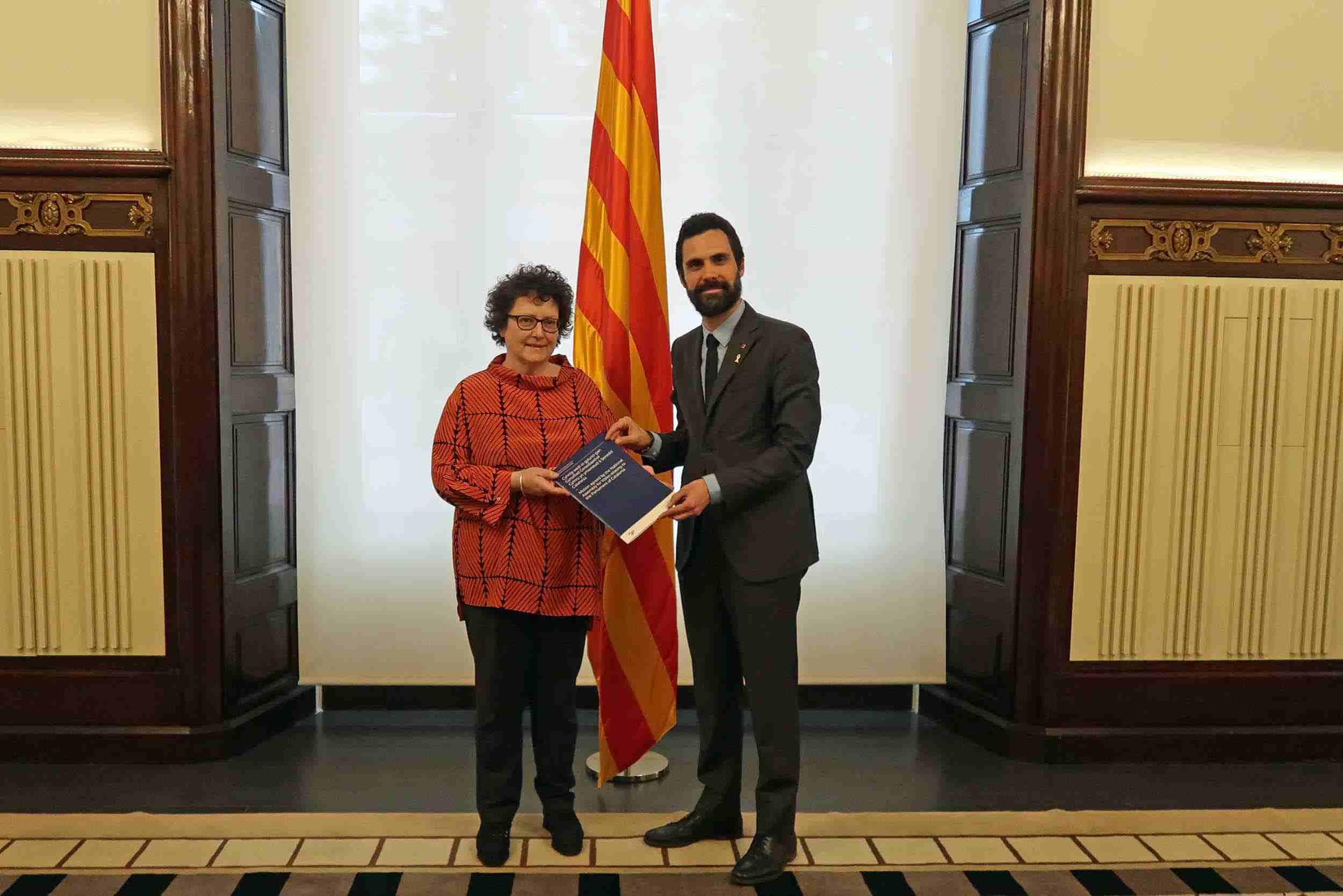 Torrent es reuneix amb la presidenta de l'Assemblea de Gal·les