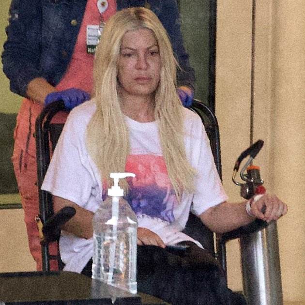 Tori Spelling hospital GTRES Tori Spelling hospital GTRES