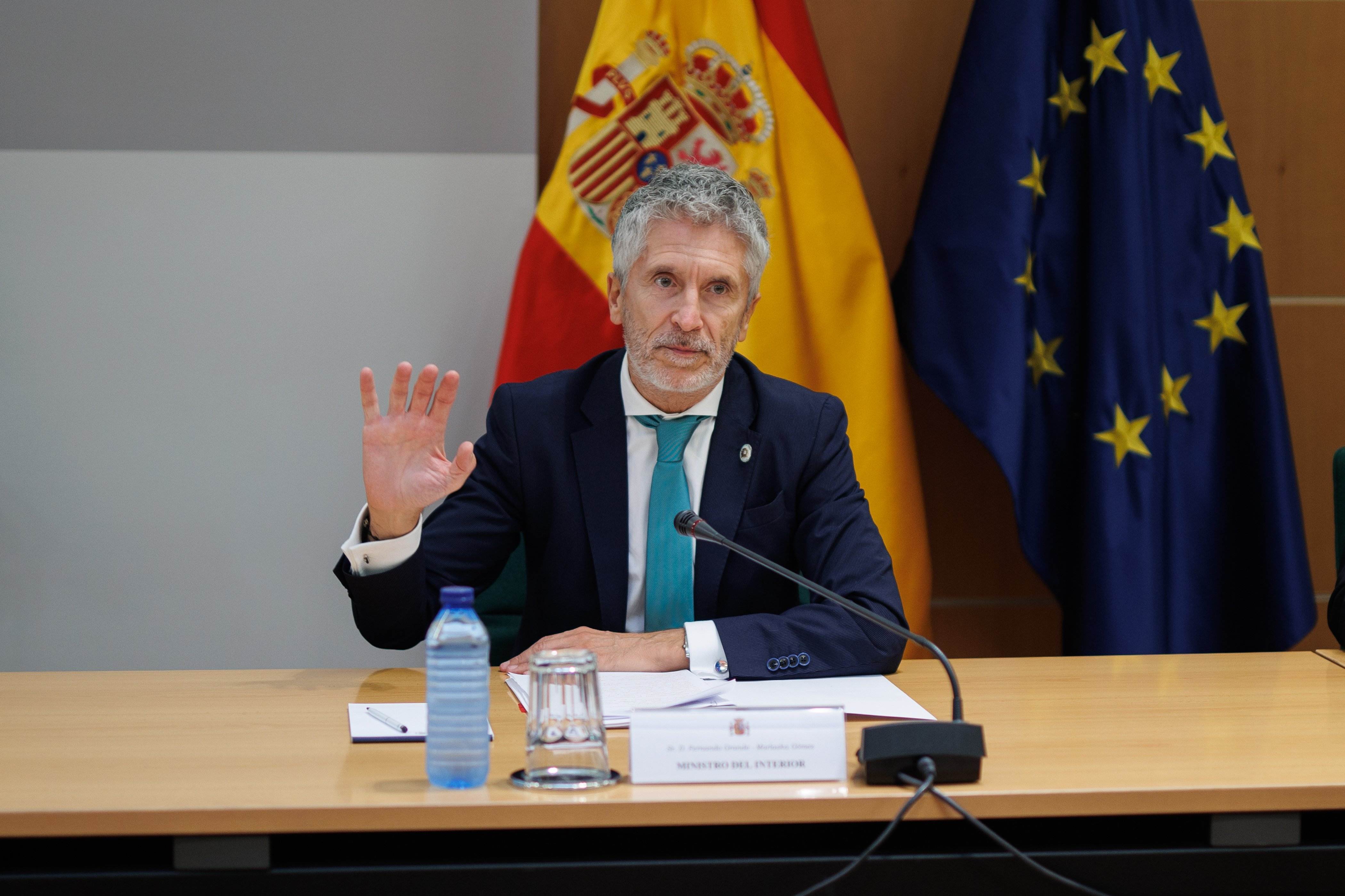 Spanish interior minister warns not to link "irregular immigration" to "terrorist phenomenon"