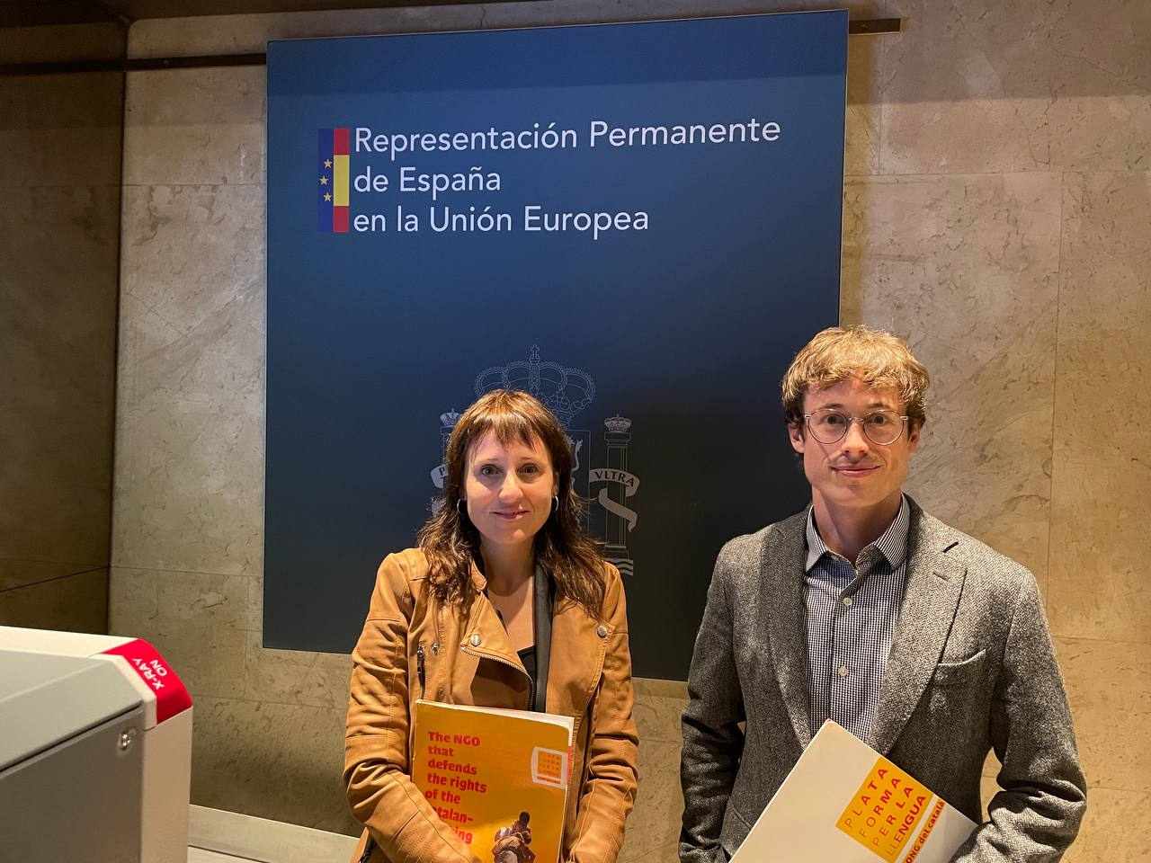 Plataforma per la Llengua pressiona el govern espanyol perquè treballi per l'oficialitat del català