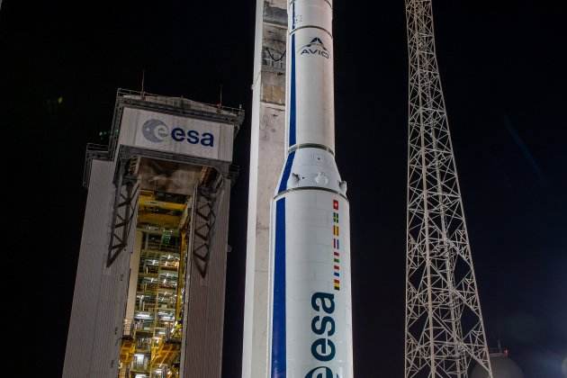 Vega VV23 on the launch pad