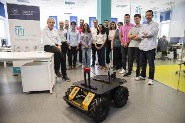 perro robot policía de málaga efe perro robot policía de málaga efe