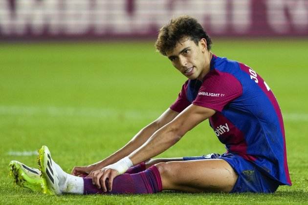 Joao Félix, frustrado durante el Barça - Athletic Club / Foto: EFE