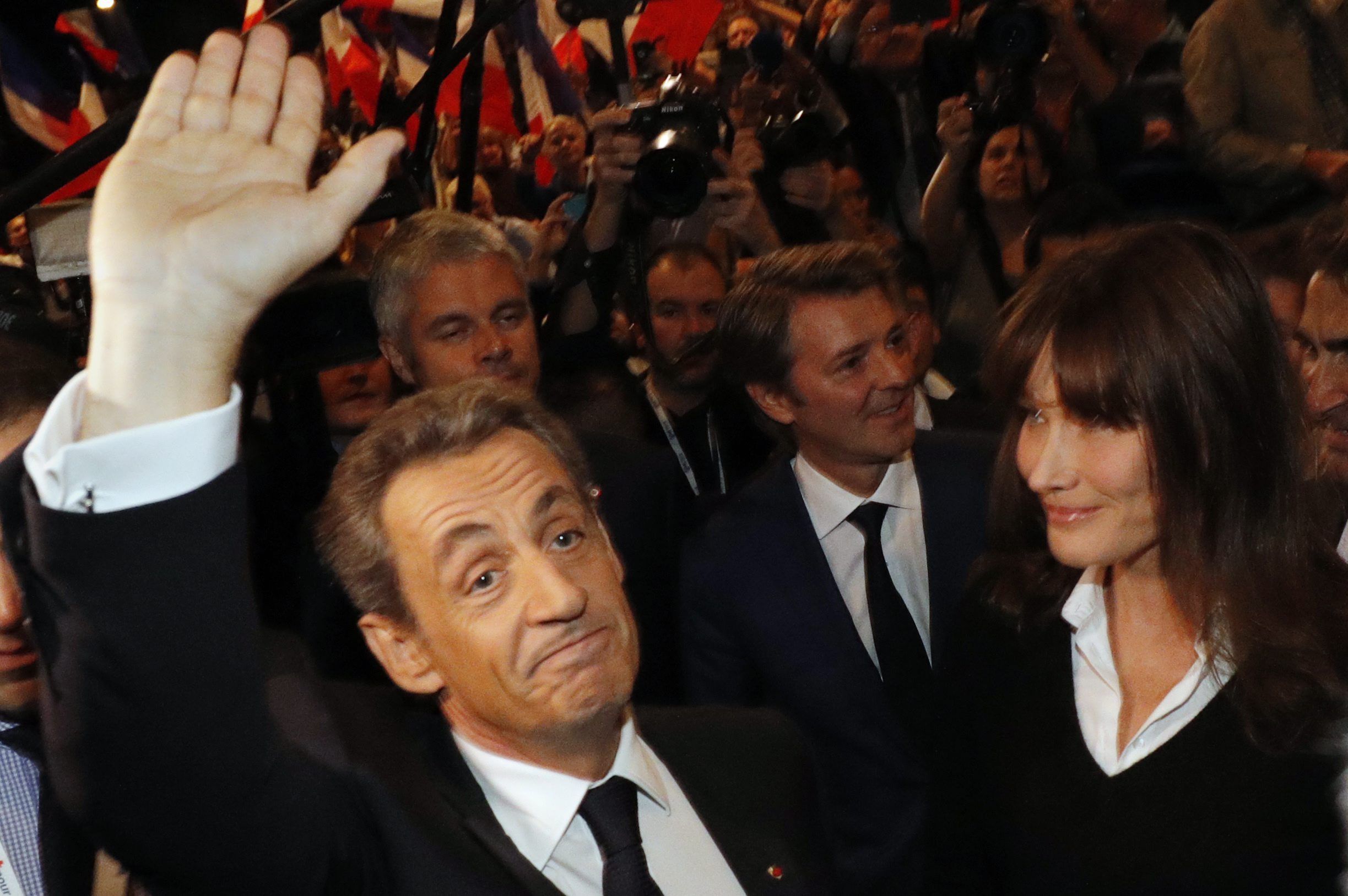 Sarkozy, aturat per la policia per cometre una infracció amb la bicicleta