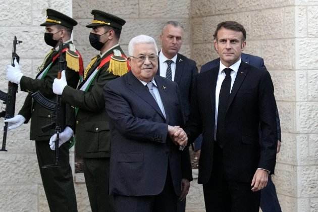 Presidente Palestina, Mahmud Abbas, y preisdent Franca, Emmanuel Macron / Efe