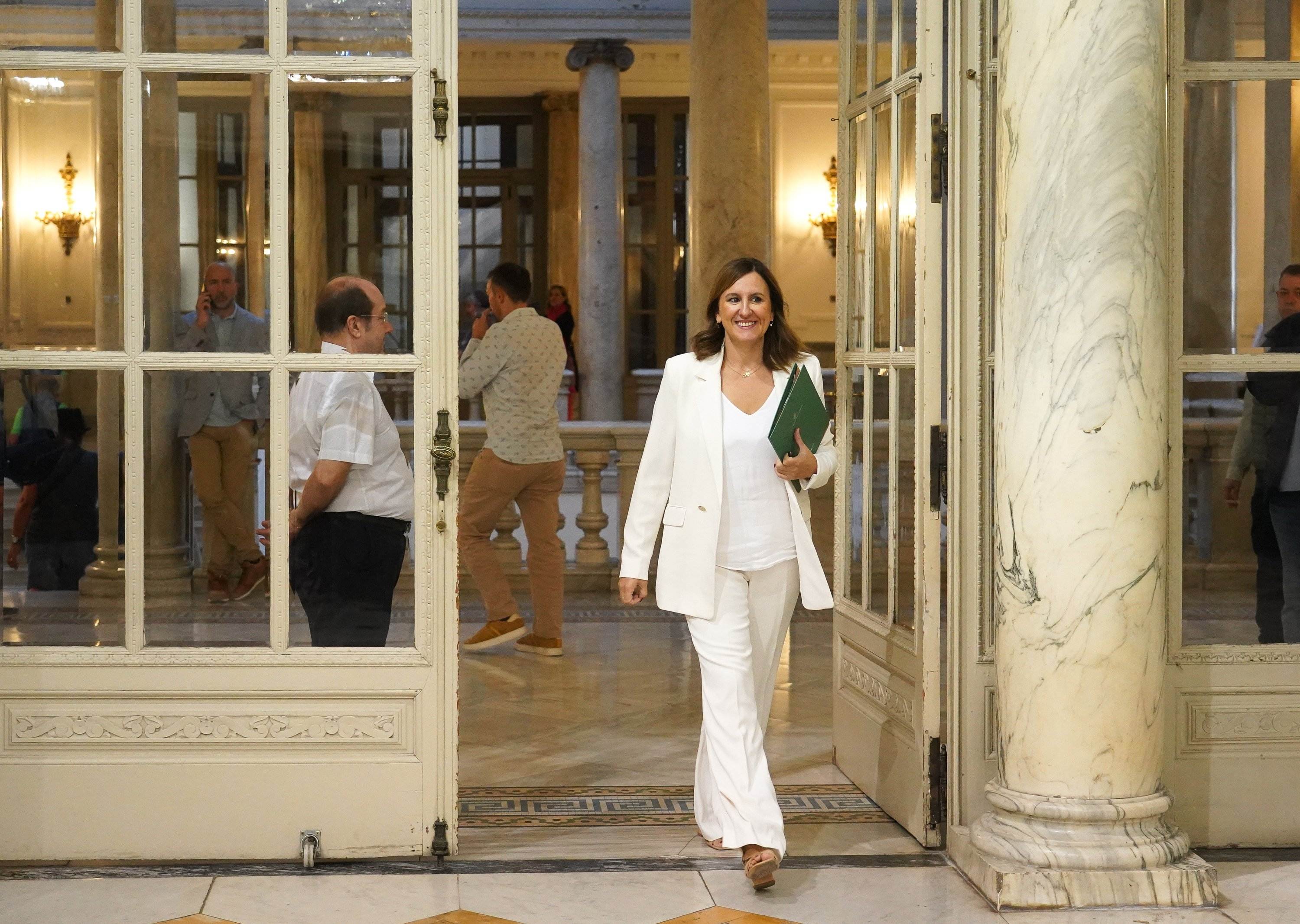 El PP pierde una votación en València porque estaba comiendo con Vox