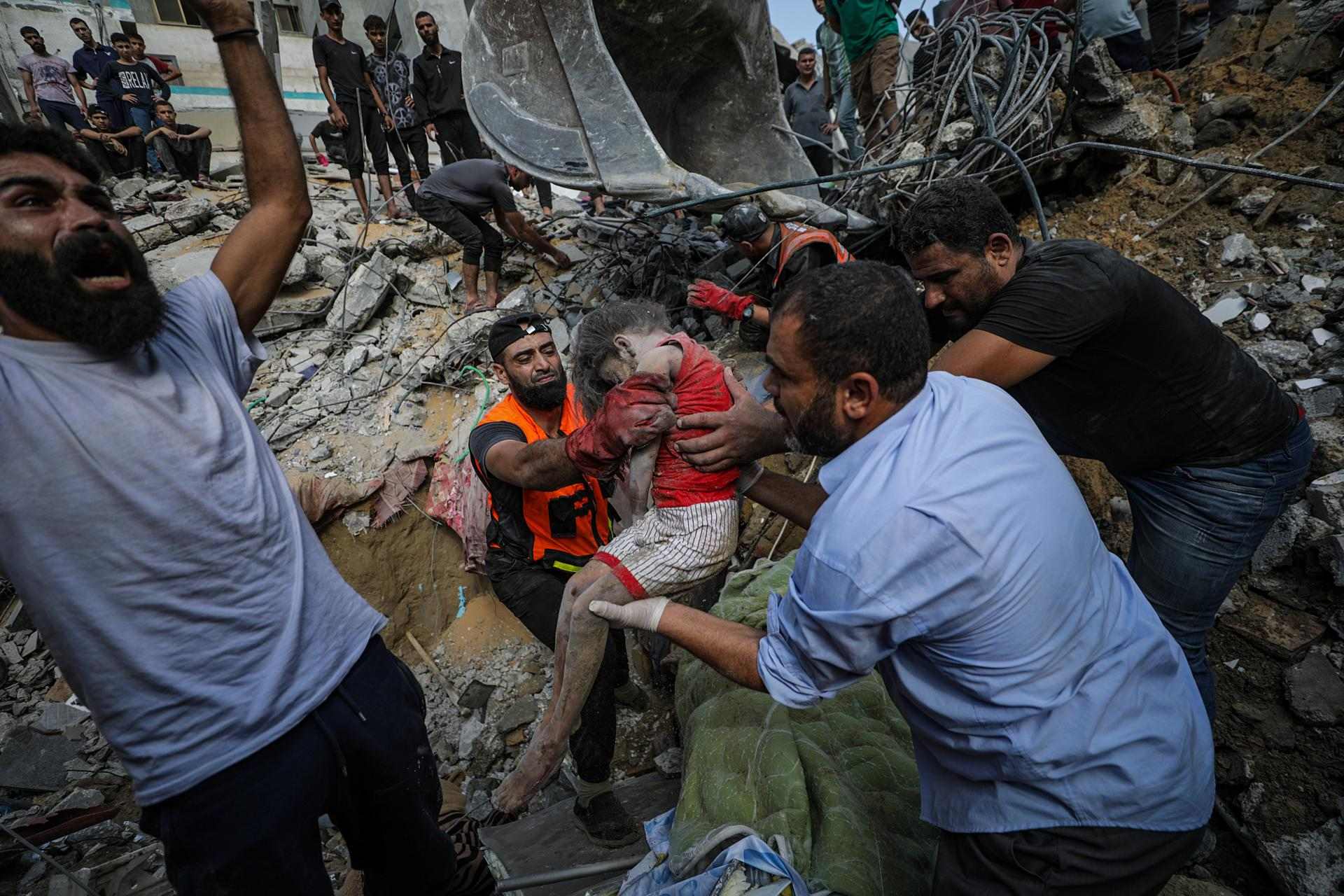 Naciones Unidas parará tareas humanitarias en Gaza esta noche por falta de combustible