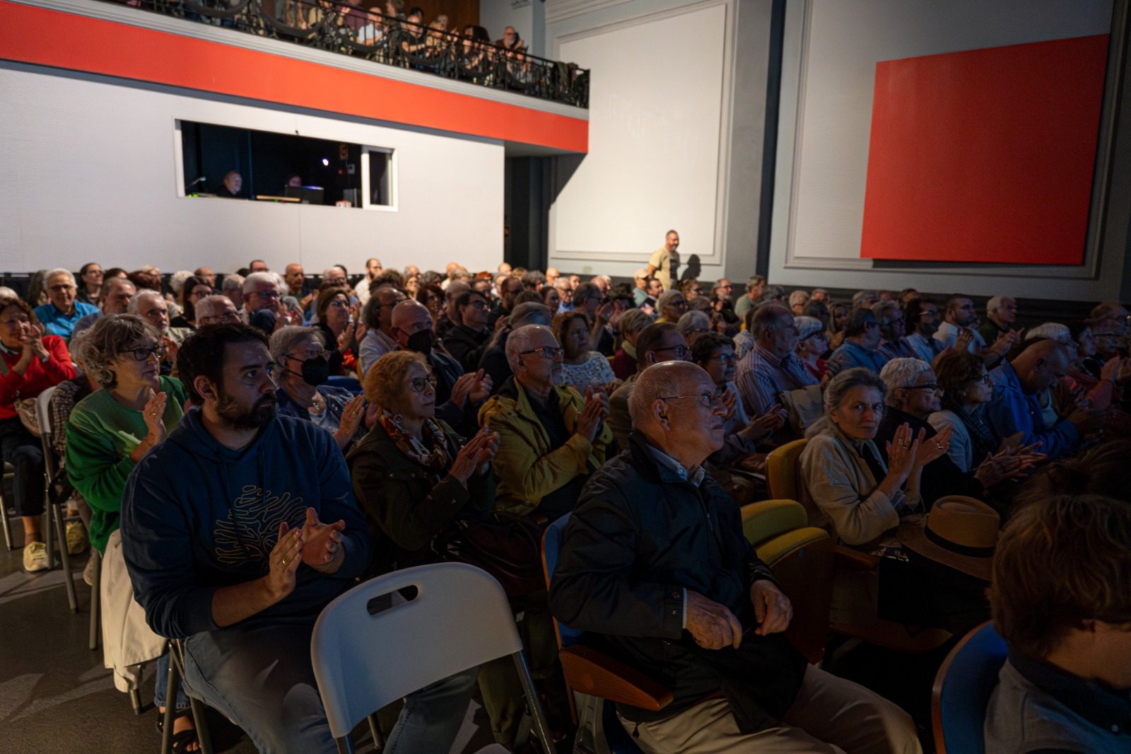 Presenten el documental que divulga les tortures a la Prefectura de Via Laietana: "El cau de la bèstia"