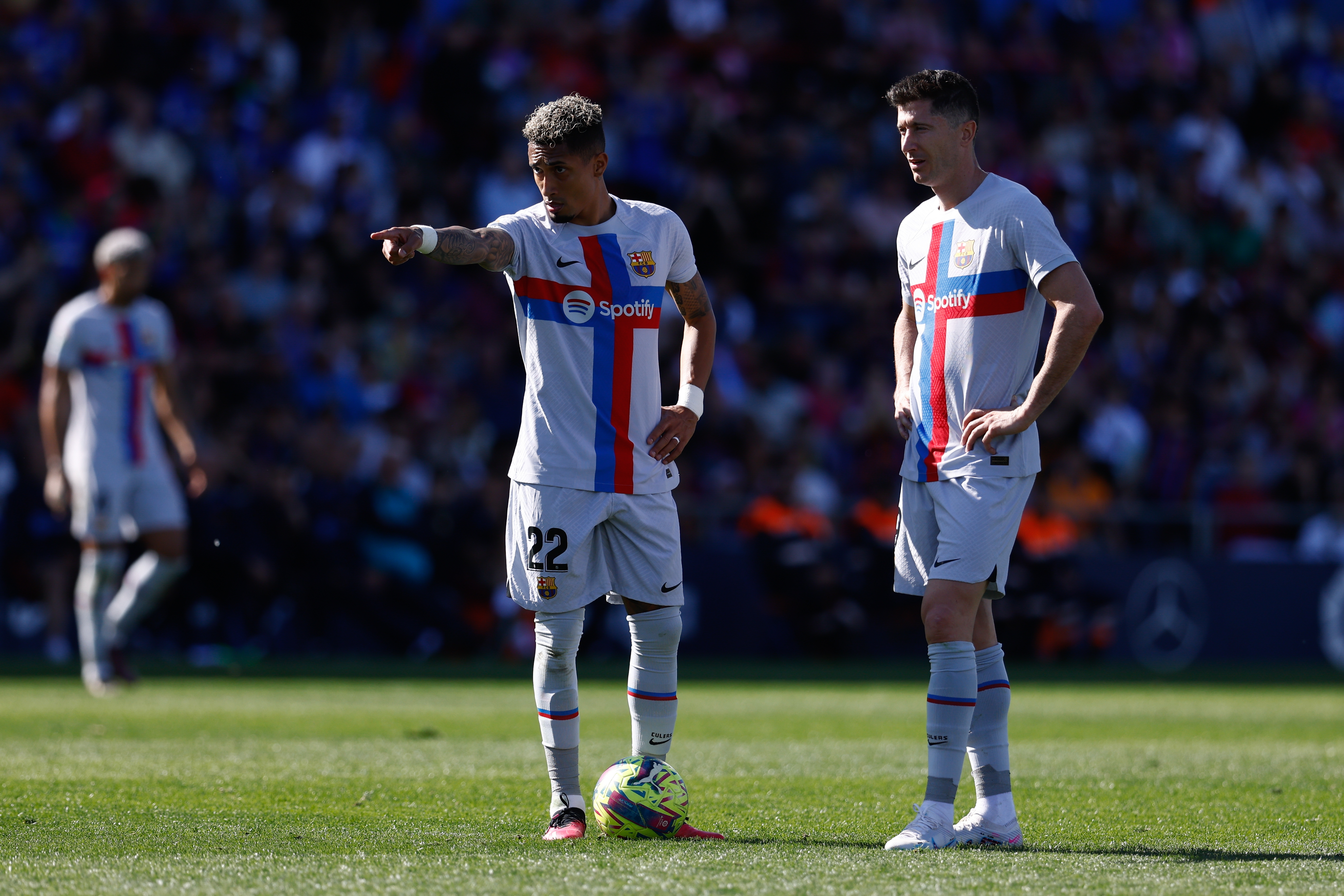 El Girona saca los colores a Raphinha, Lewandowski y Ferran Torres, menos de 8 millones