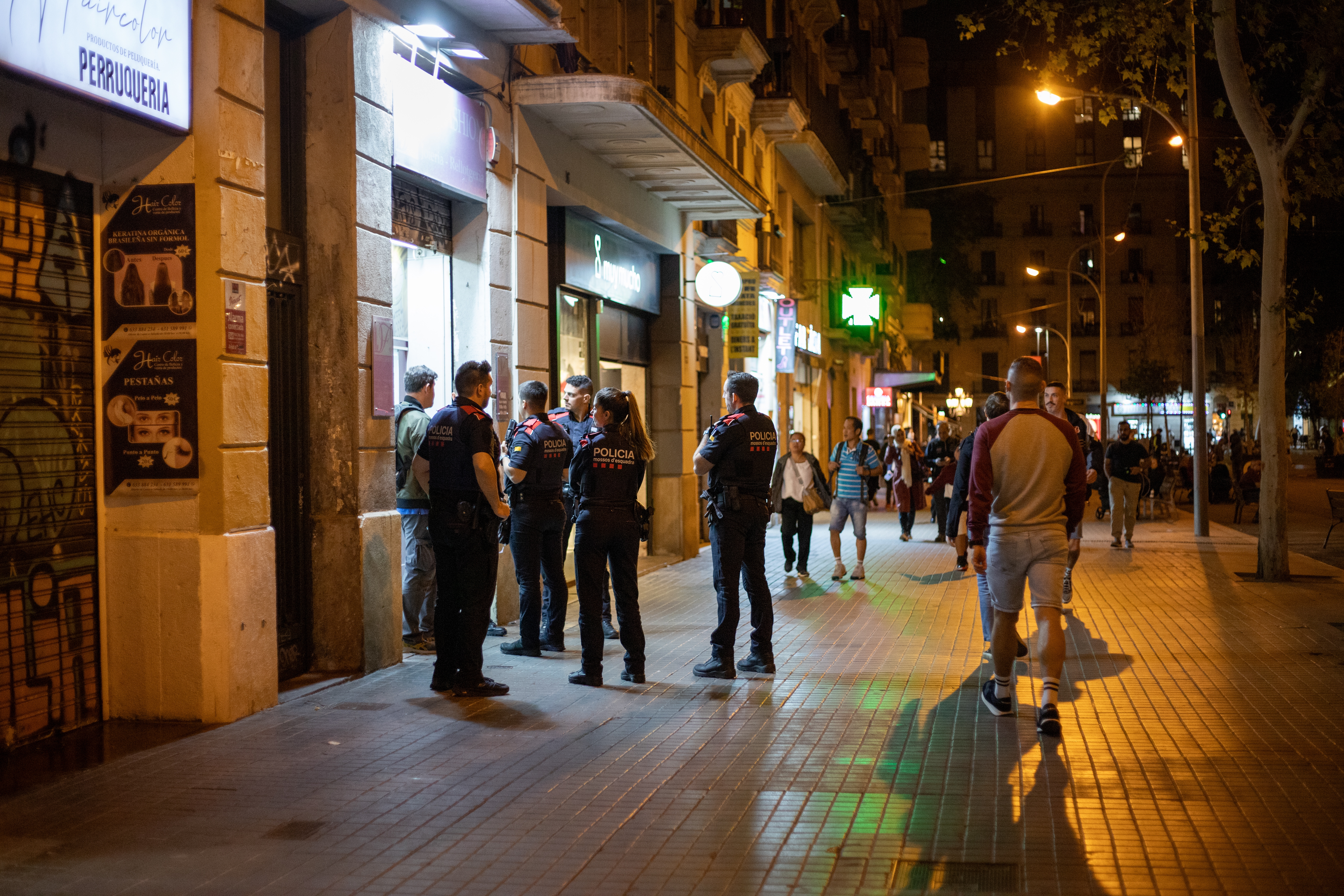 Atraco en una joyería de la ronda de Sant Antoni de Barcelona
