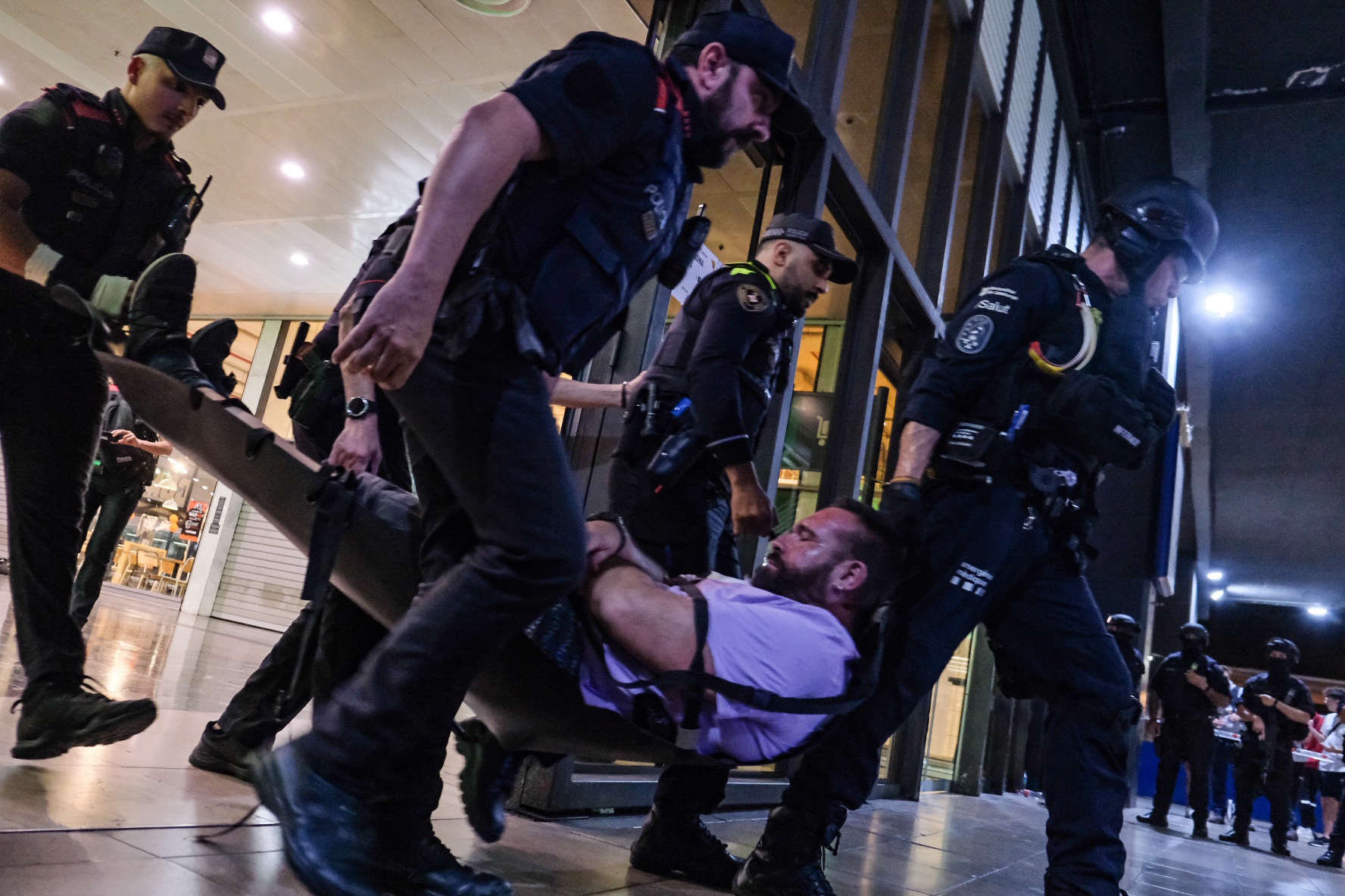 Guàrdia Urbana de Barcelona també ha col·laborat en el simulacre de l'estació de Sants