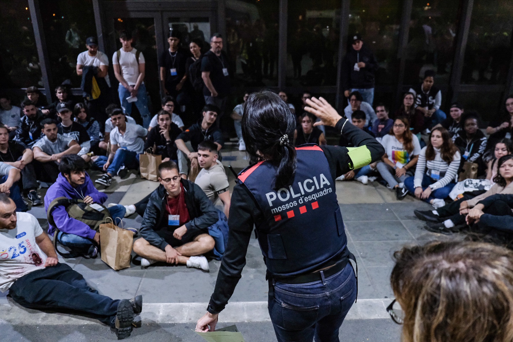 Els figurants han rebut ordres de quin paper havien d'assumir durant l'atac terrorista