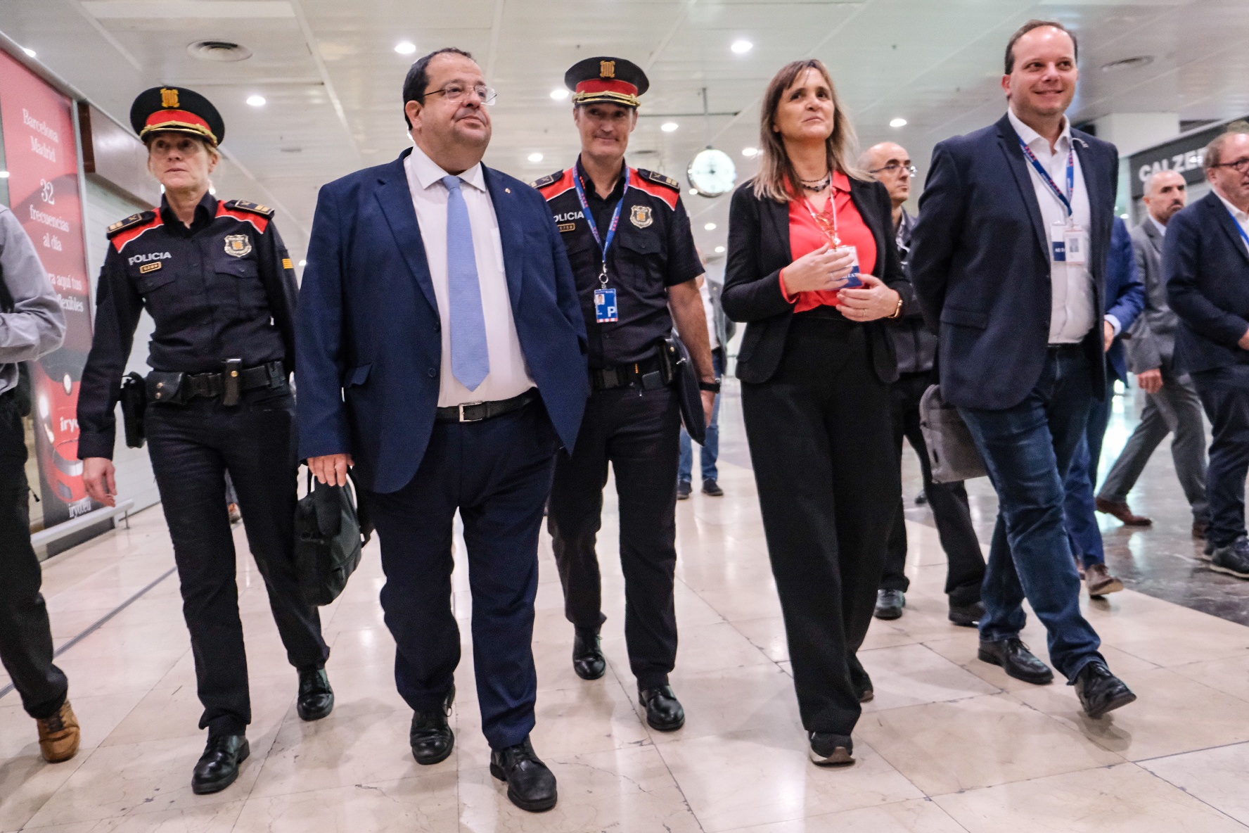 El conseller Elena, acompanyat dels directors generals de Mossos i Protecció Civil