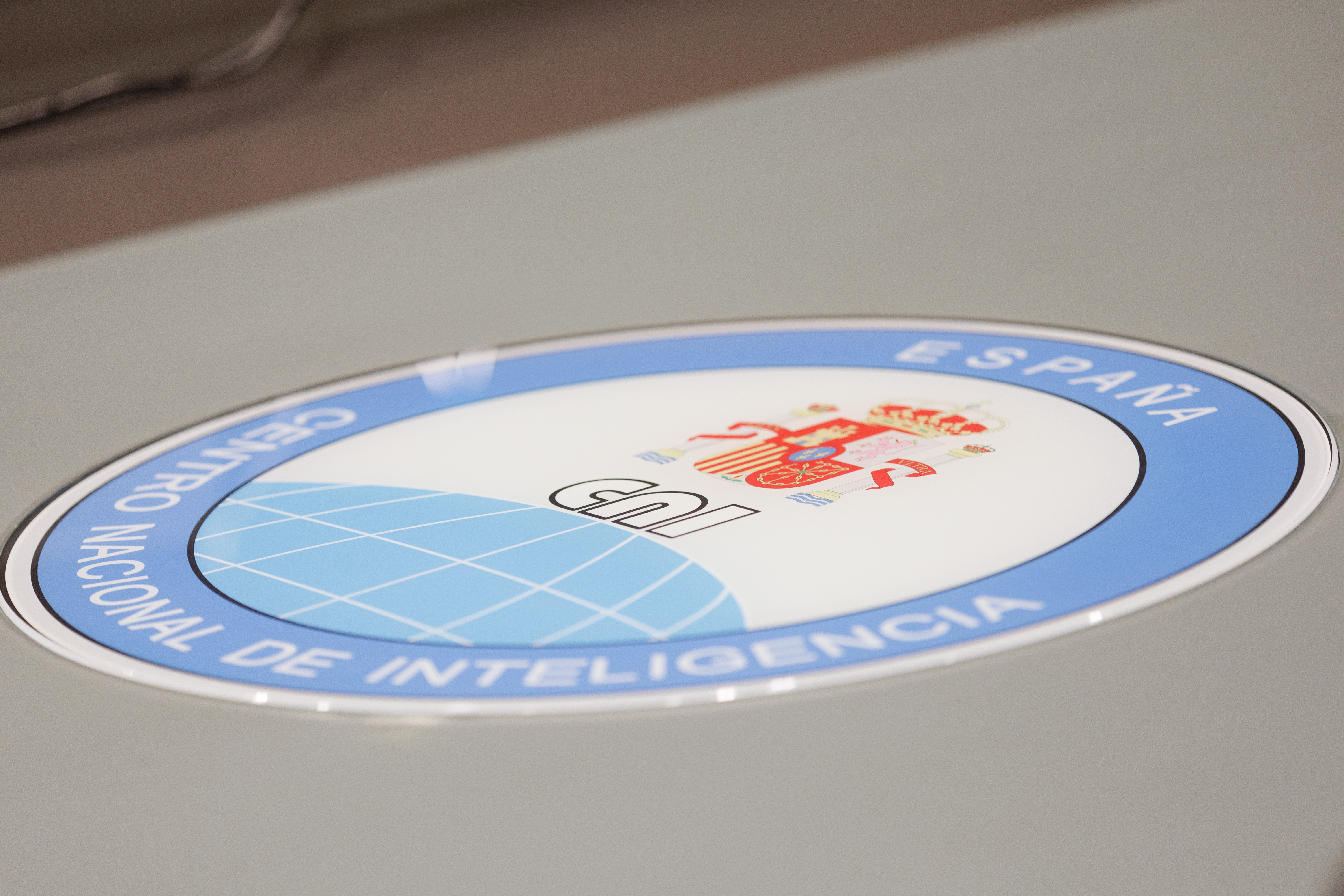 El PSOE permet ara que el Congrés estudiï una llei per augmentar el control polític i judicial del CNI
