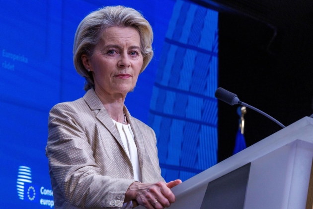 Presidenta Comissio Europea, Ursula Von der Leyen, roda premsa cimera europea / Efe