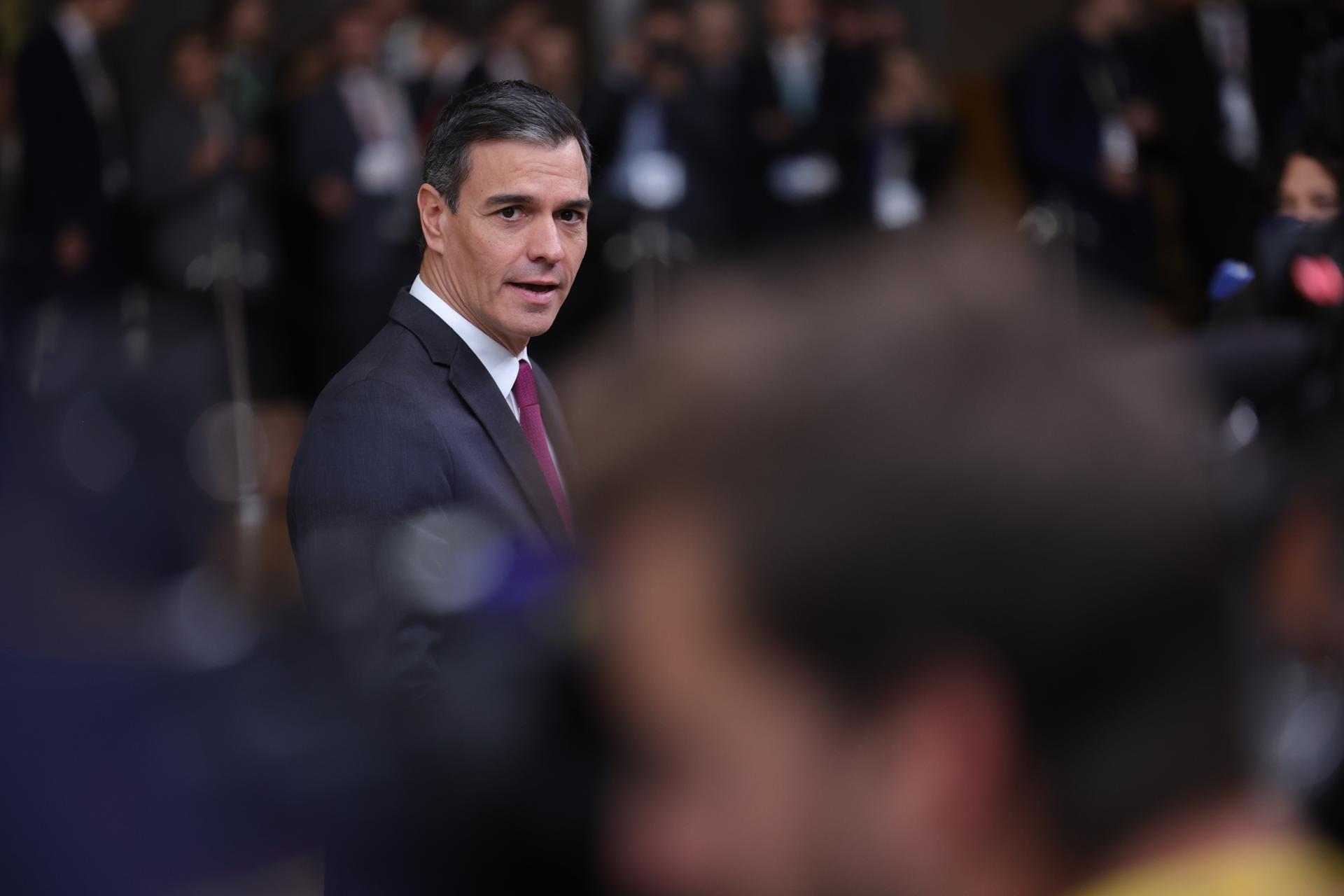 Sánchez, reforçat per l’aval del PSOE a l’amnistia, confia a tancar aviat la investidura