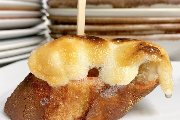 Portada. Pintxo de bacallà amb muselina d'alls – Maitea Portada. Pintxo de bacallà amb muselina d'alls – Maitea