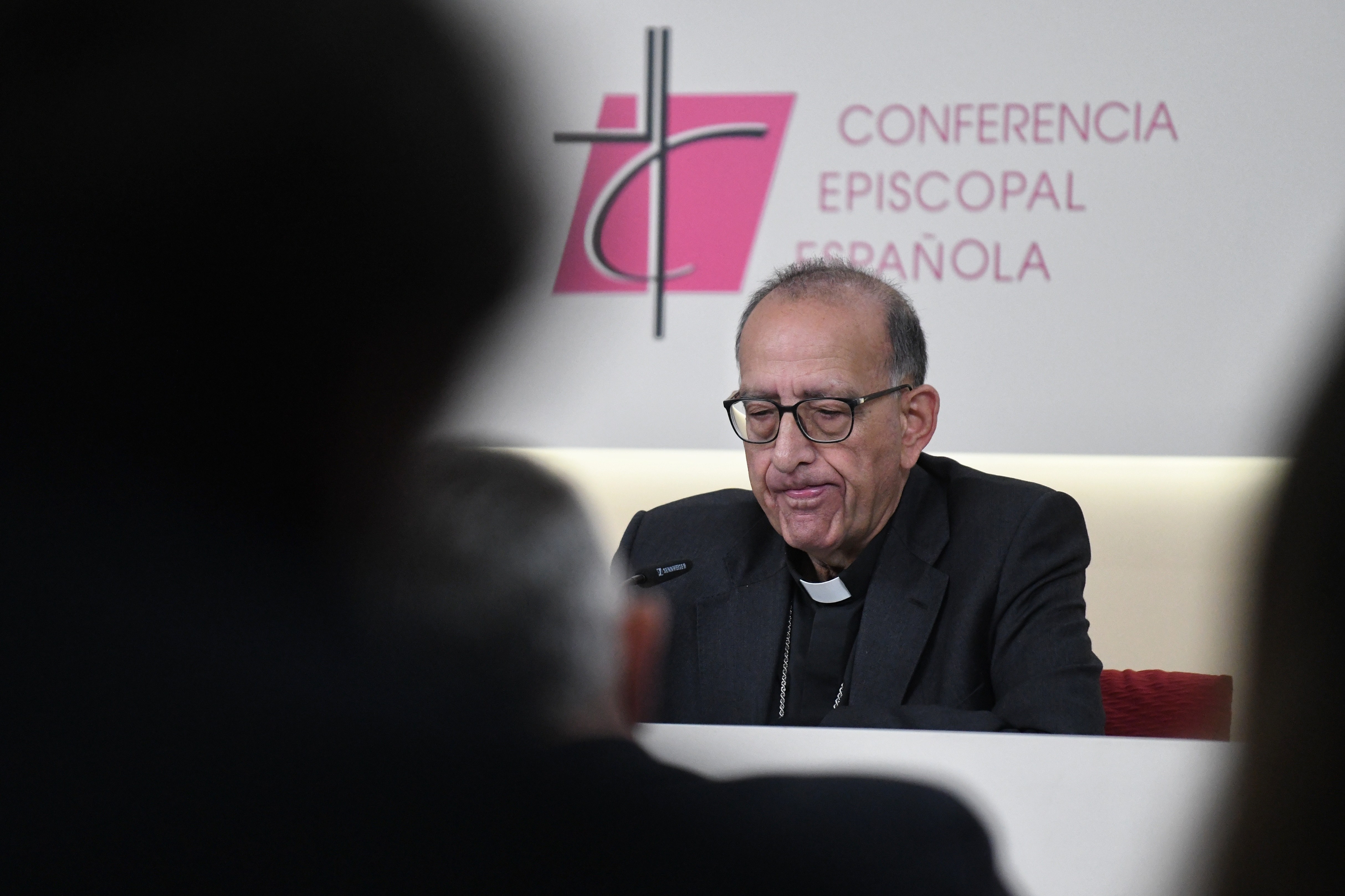 Omella niega las cifras del informe de abusos en la Iglesia: "Si fuera así, estaríamos todos metidos"