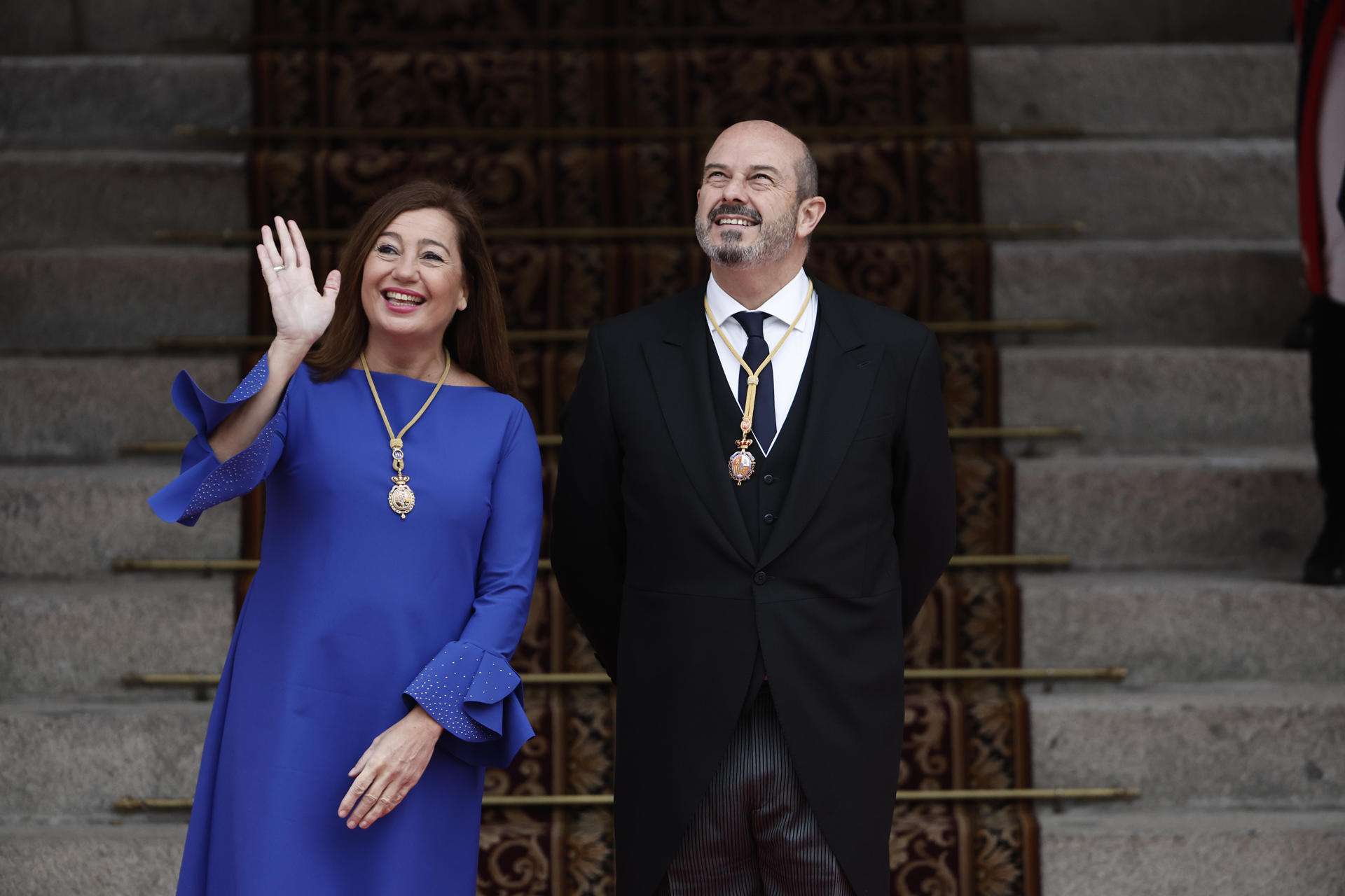 Francina Armengol cita a Vicent Andrés Estellés en la jura de la Constitución de Leonor