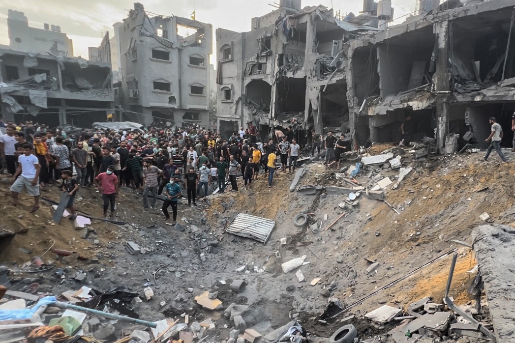 Hamás atribuye a bombardeos israelíes sobre Gaza la muerte de una sesentena de rehenes