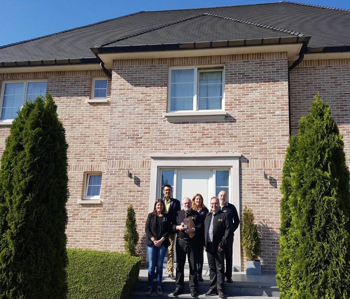 La casa (oficiosa) de la República segueix funcionant