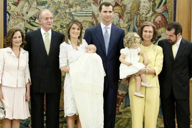 Paloma y Sofía en el bautizo de Sofía 