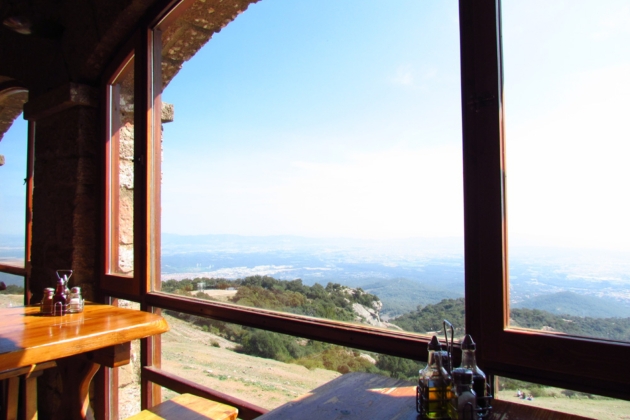 Vista des del interior del restaurante - Àlbum de fotos La Mola