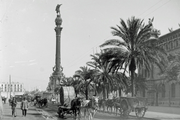 El monumento a Colón recién estrenado. Imagen: Peter Elfelt, CC BY-SA 4.0.